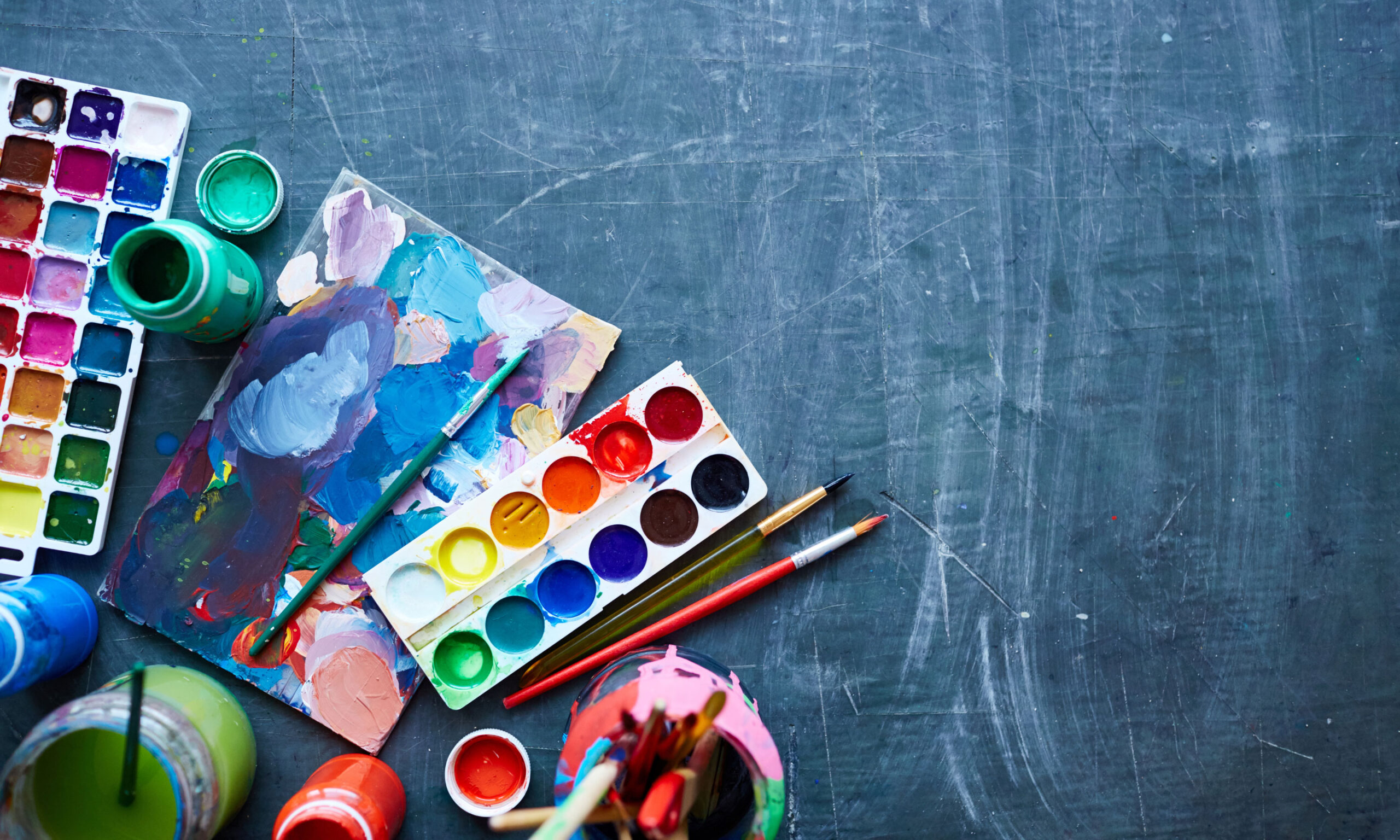 5 Ways A Visual Arts School Benefits Your Teen